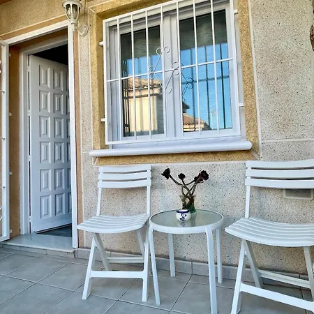 Sunny Terrace & Bbq Apartament